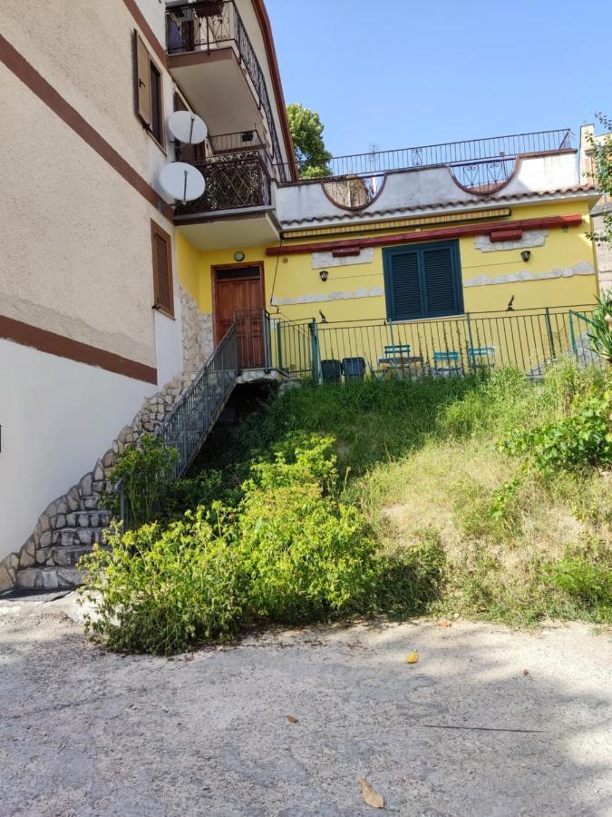 弗罗西诺内Casa Pamelia公寓 外观 照片